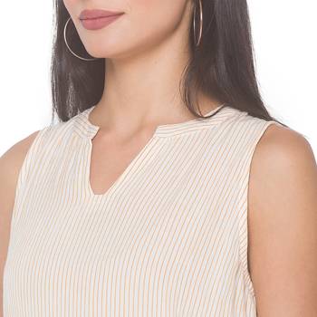 Off-white woven viscose rayon long-kurtis 5