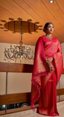 Pink Color Traditional Kanjivaram & Kanchipuram WOVEN SILK BLEND Style Inspired Designer saree 1