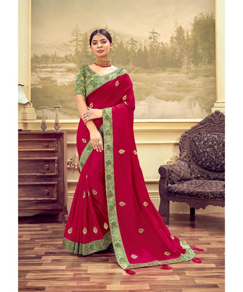 Sumaya Rani colour blooming vichita silk fabrics Sareee