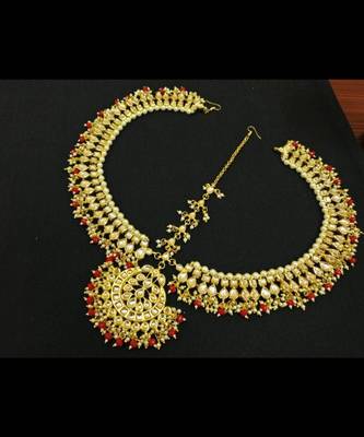 Red designer-jewellery 1