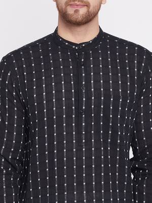 Black plain cotton men-kurtas 5