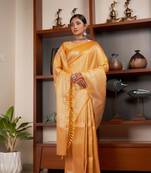 Yellow Woven Woven Silk Blend Kanjeevaram Silk Saree