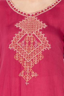Red embroidered cotton kurta &-sets 5