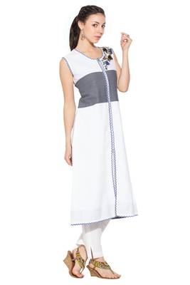 White embroidered cotton kurta &-sets 3