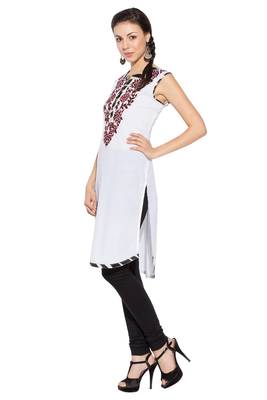 White embroidered cotton kurta &-sets 2