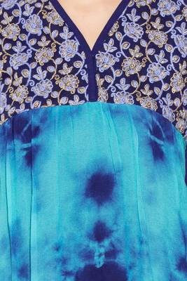 Blue embroidered georgette kurta &-sets 5