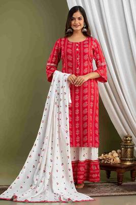 Red printed rayon kurtas-and-kurtis 5