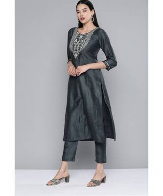 Women Grey South Cotton Sequinned Yoke Design Straight Kurta With Trousers & Dupatta 4
