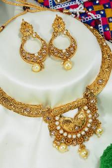 LALSO Twinkling  Golden Meenakari Work Necklace Set