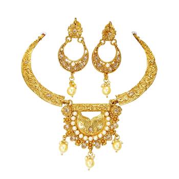LALSO Twinkling  Golden Meenakari Work Necklace Set 2