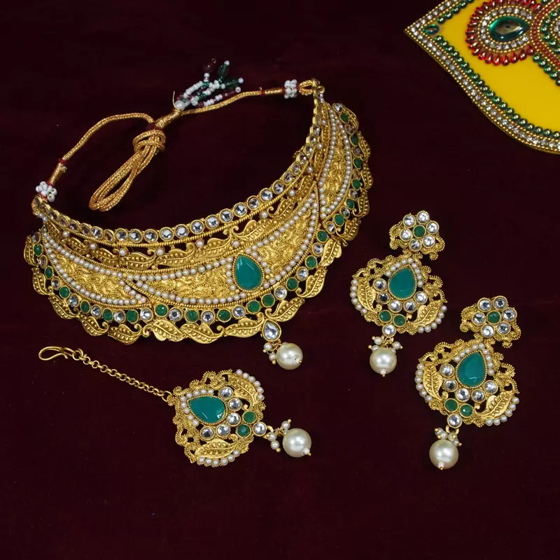 LALSO Designer Matte Finish Green Bridal Choker Necklace Set