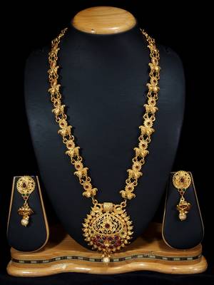 LALSO Allure  Kempu Green Stones Long Necklace Set 1