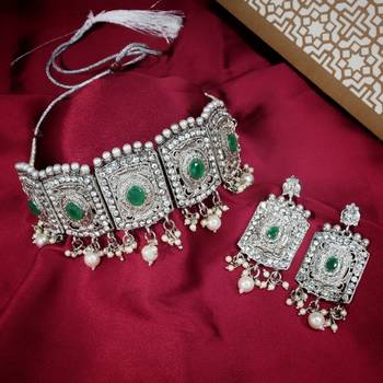 LALSO Shimmering  Oxodize Silver Green Choker Necklace Set 1