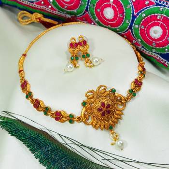 LALSO Beautiful Matte Gold Multicolor Delicate Choker Necklace Set 1
