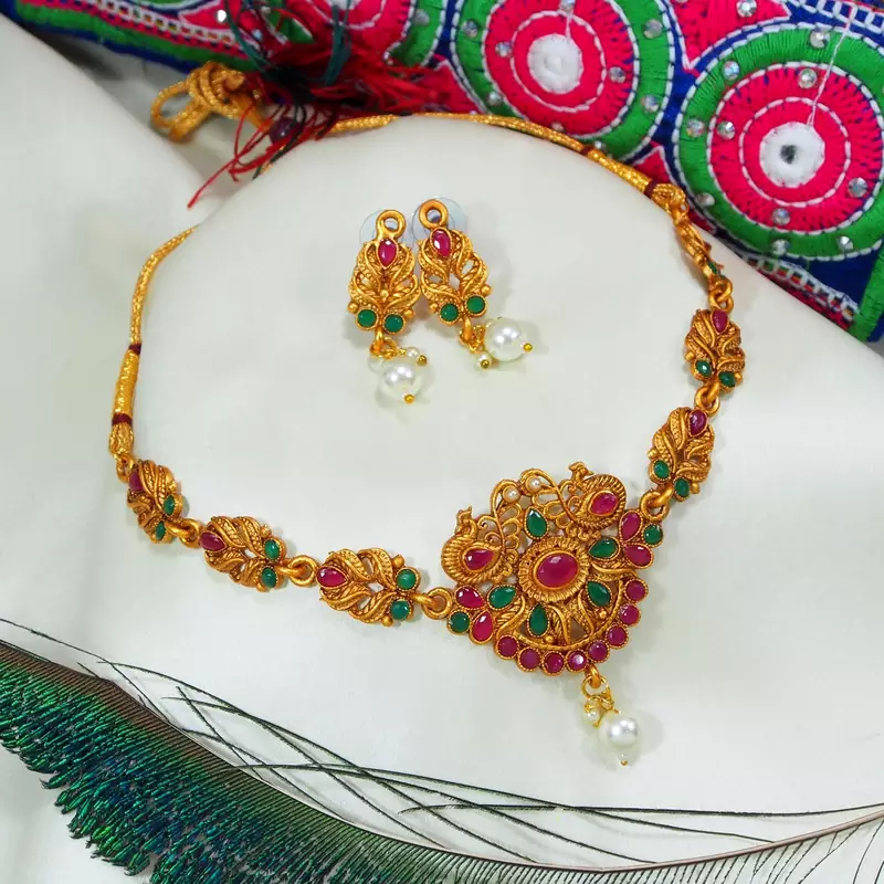 LALSO Beautiful Matte Gold Multicolor Delicate Choker Necklace Set