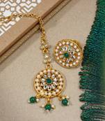 LALSO Trendy Green Kundan Maang Tika And Ring Combo Set