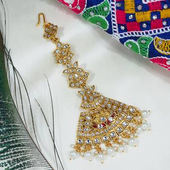 LALSO Princess White Kundan Big Maang Tika Passa 1