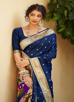 navy blue woven banarasi silk saree with blouse 2