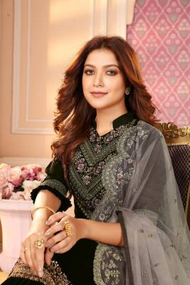 Black  Semi Stitched Top With Stitched  Bottom and Net Dupatta Embroidered Straight Kurta Dress 3
