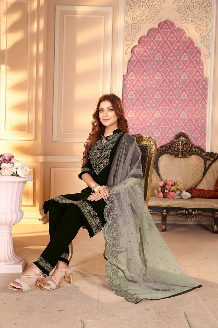 Black  Semi Stitched Top With Stitched  Bottom and Net Dupatta Embroidered Straight Kurta Dress