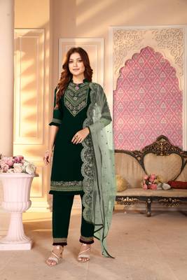 Green  Semi Stitched Top With Stitched  Bottom and Net Dupatta Embroidered Straight Kurta 1