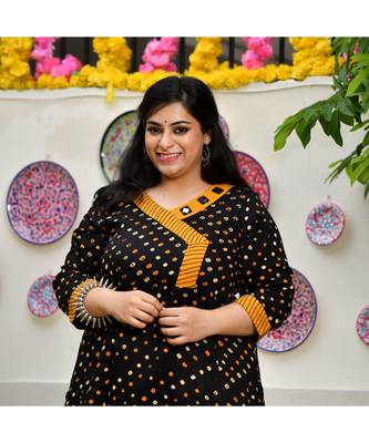 Smokey Black Bandhani Bahar Mirror Work Aline Slit Kurta 4