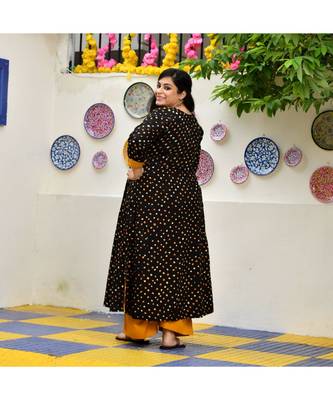 Smokey Black Bandhani Bahar Mirror Work Aline Slit Kurta 5