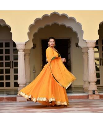 Sunny Yellow Mothda Lehenga Set 4
