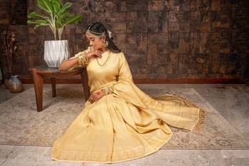 Yellow Bridal Faux Kanchipuram Woven Silk Blend Saree 2