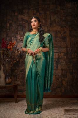  Bridal Faux Kanchipuram WOVEN SILK BLEND Saree 1