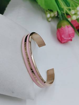 Stylish Latest Designer Gold Plates Kada for Women and Girls 1