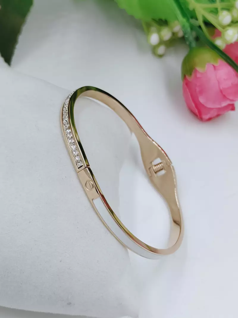 Stylish Trendy Western Wear Design Kada for Women and Girls