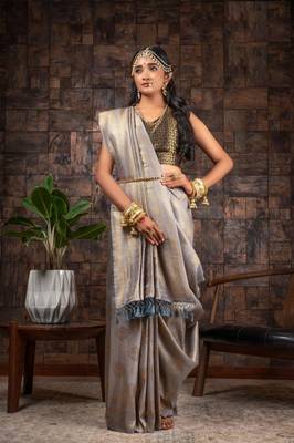 OFF WHITE Bridal Kanchipuram WOVEN SILK BLEND Saree 1