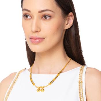 Gold mangalsutra 3