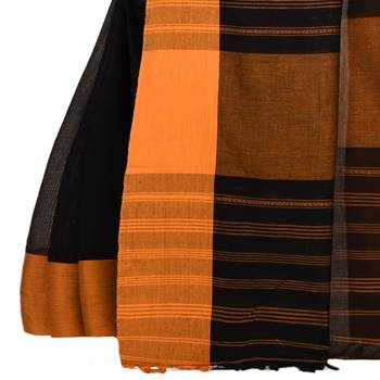 Black woven cotton saree  3