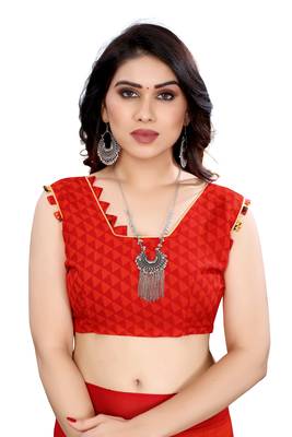 Red printed georgette saree with blouse 5