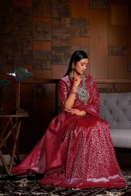 PINK Woven Kanjivaram WOVEN SILK BLEND Saree Special Wedding Edition 2