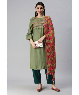 Green Hand Embroidered Mirror Work Kurta with Trousers & Bandhani Dupatta 1