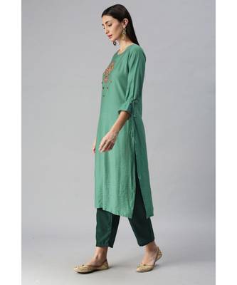Sea Green Hand Embroidered Kurta with Trousers & Bandhani Dupatta 4
