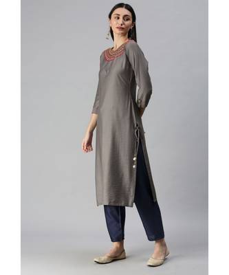 Grey Hand Embroidered Mirror Work Kurta with Trousers & Bandhani Dupatta 4