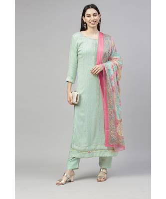 Women Green Ethnic Motifs Pure Silk Crochet Work Kurta with Trousers & Dupatta 1