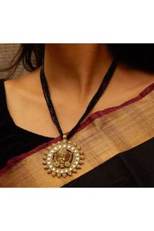 Black crystal necklaces