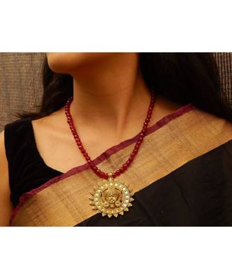 Maroon onyx necklaces 2