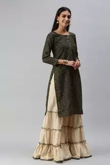 Women Foil Printed Green Kurta with Sharara and Dupatta