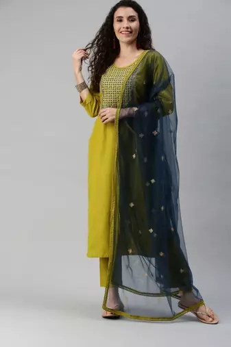 Women Green Embroidery Kurta Set with Net Dupatta