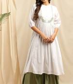 Janasya White embroidered cotton kurta
