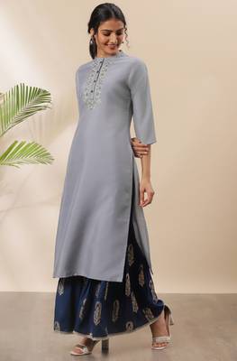 Grey embroidered silk kurta 2