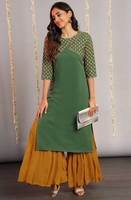 Janasya Green printed crepe kurta 1