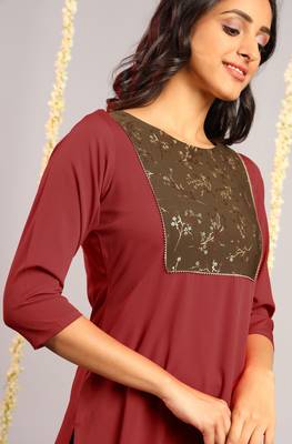Janasya Maroon floral print crepe salwar 3