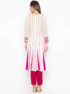 Off-white embroidered georgette kurta &-sets 4